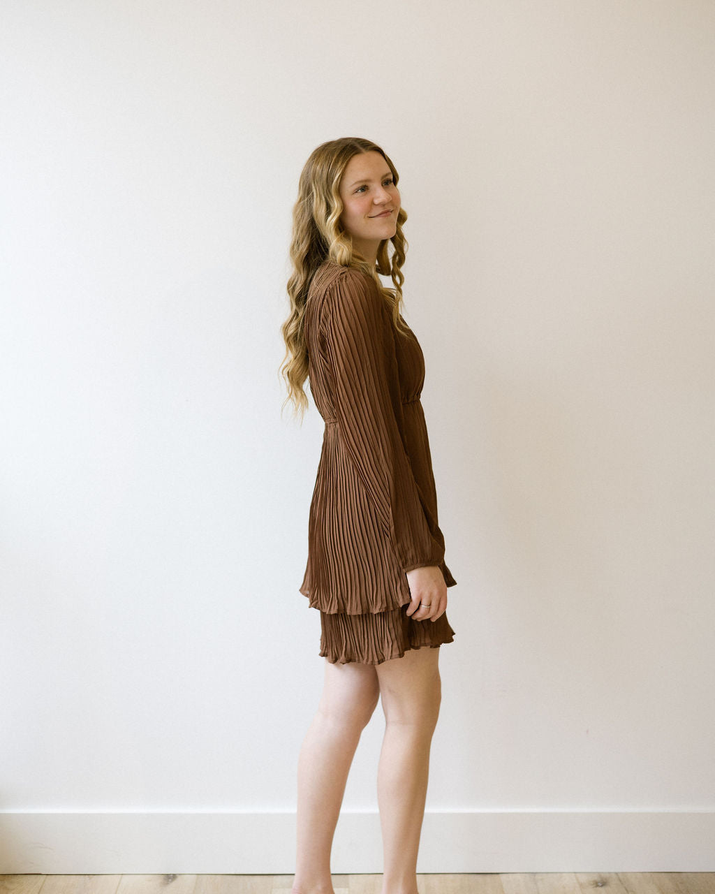 VM DORA V NECK LS DRESS - COCOA BROWN