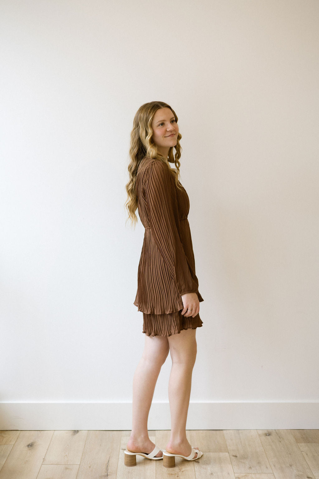 VM DORA V NECK LS DRESS - COCOA BROWN