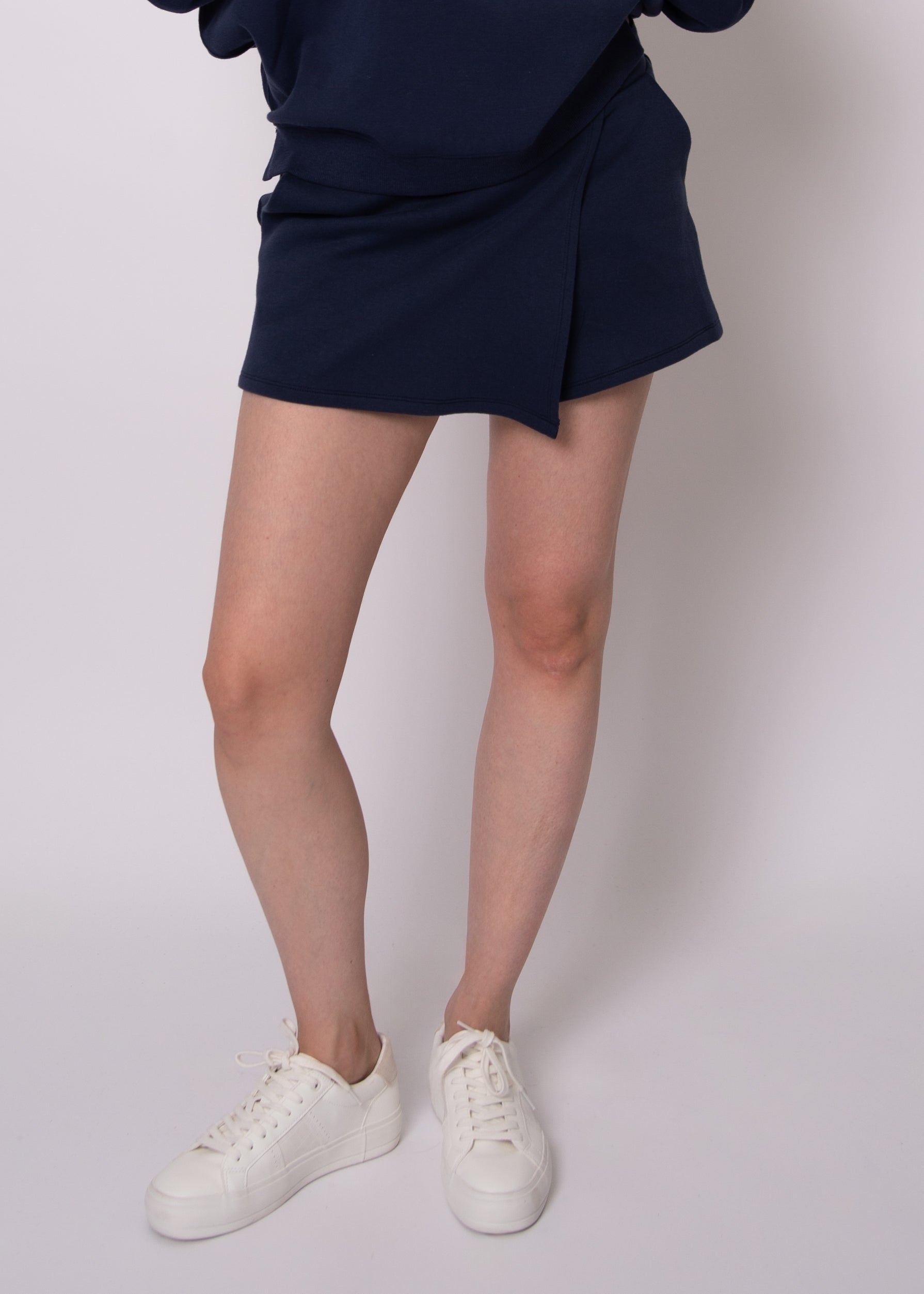 STARRY SOFT KNIT SKORT - NAVY BLUE