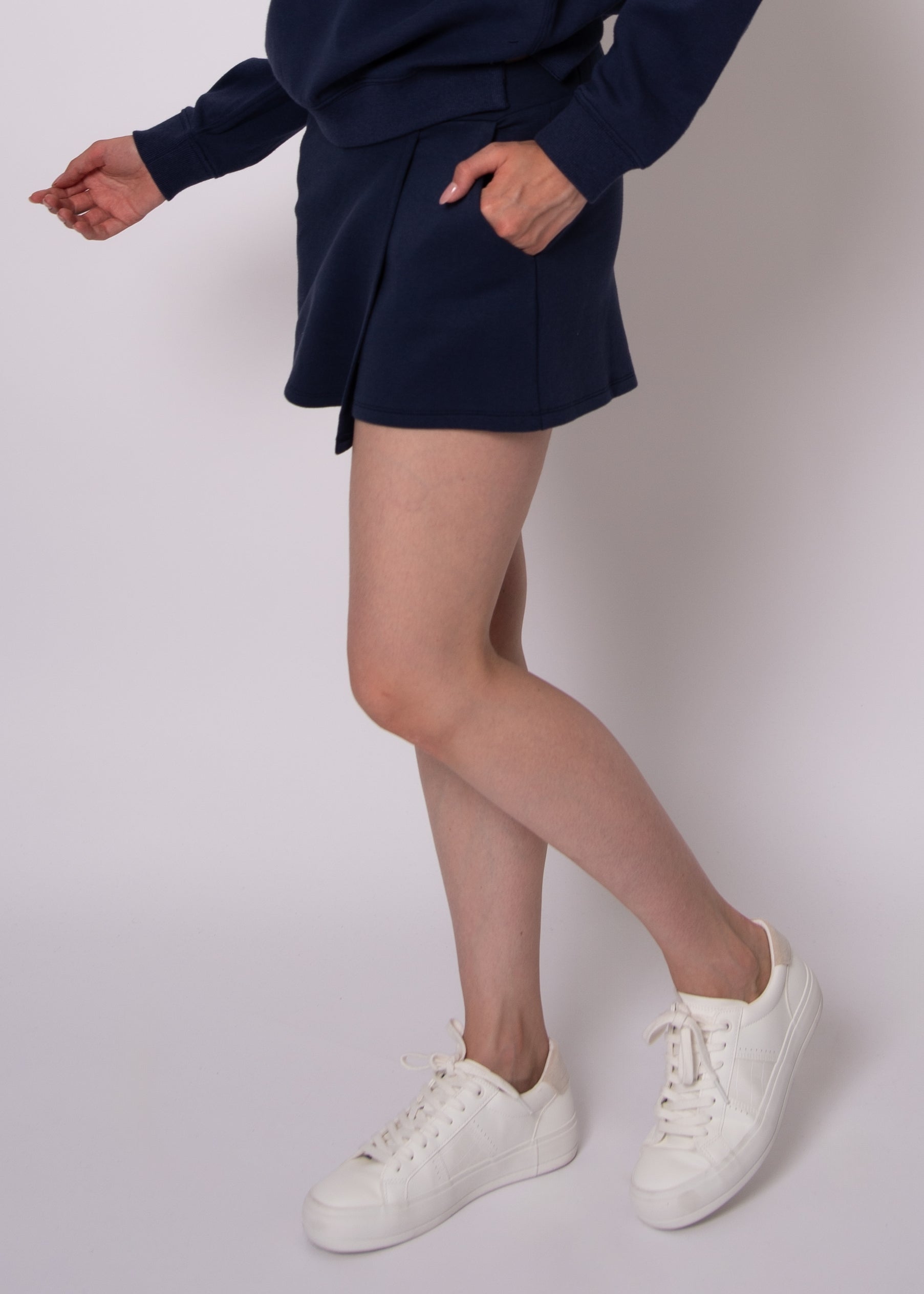 STARRY SOFT KNIT SKORT - NAVY BLUE