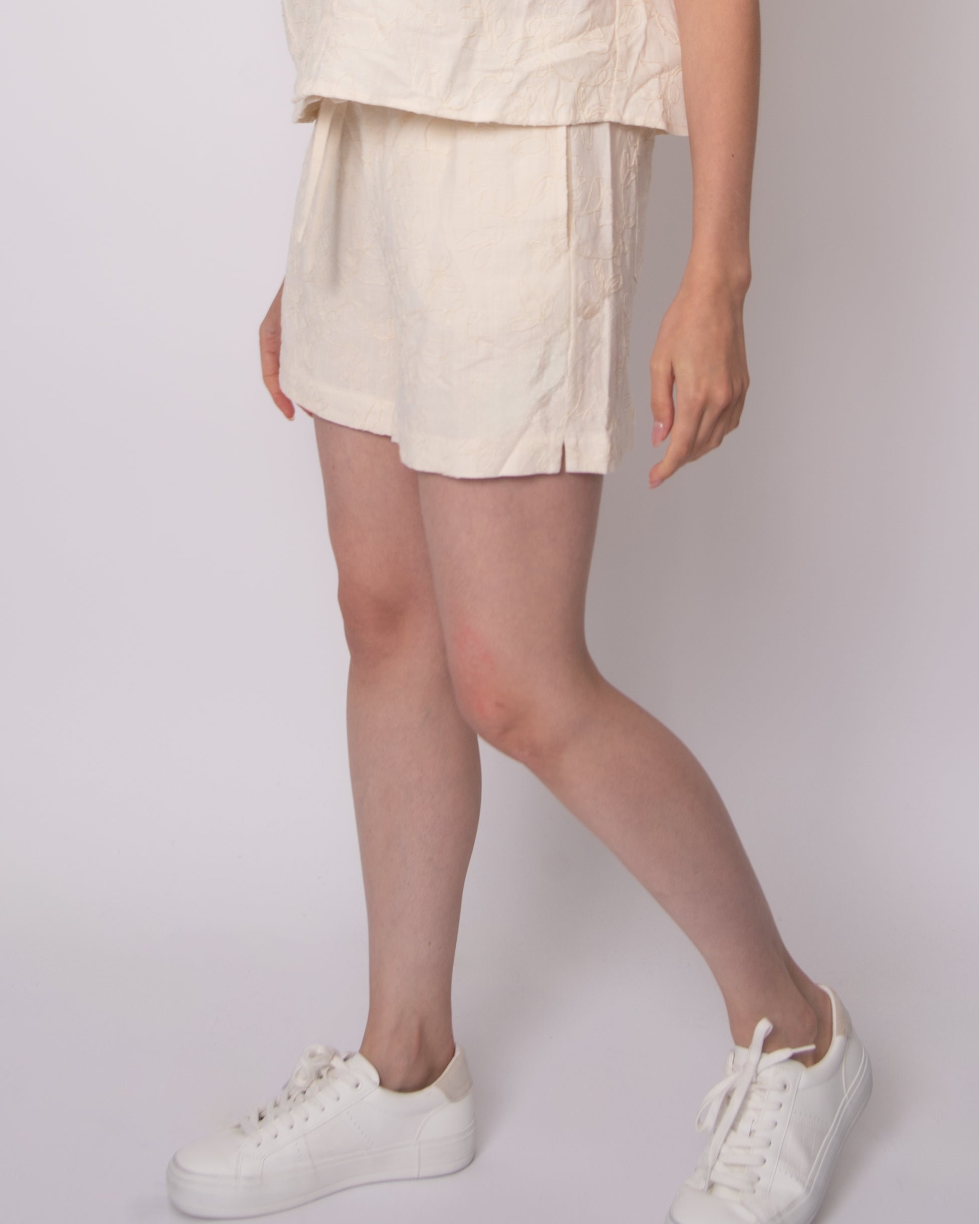 MARLA LINEN PULL ON SHORTS - NATURAL