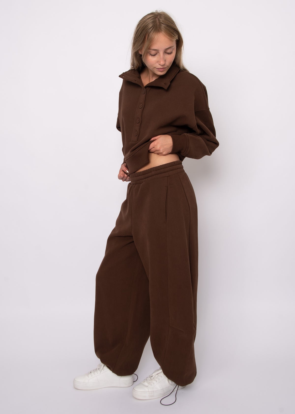 BEATA FLEECE PULL ON BARREL PANT - CHOCOLATE