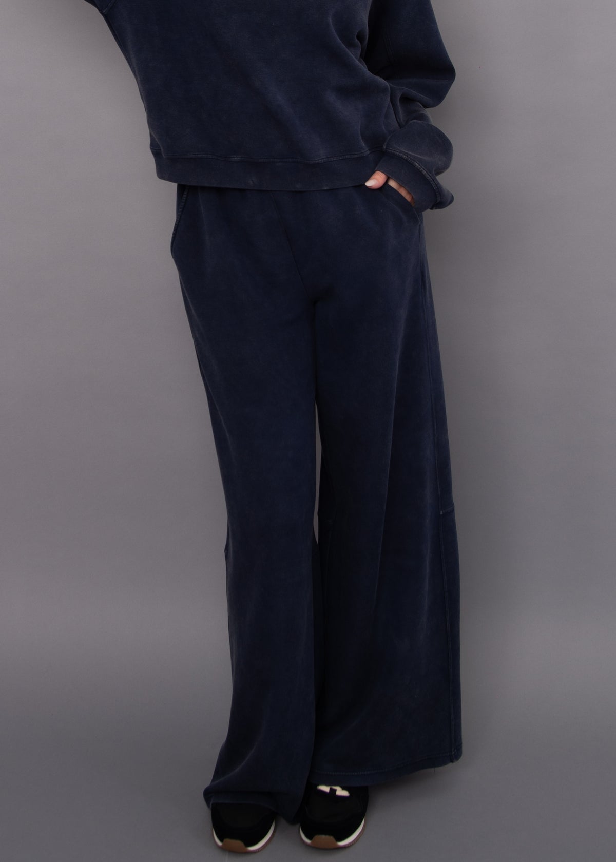 PHYLLIS WASHED SOFT KNIT PULL ON PANT - TRUE NAVY