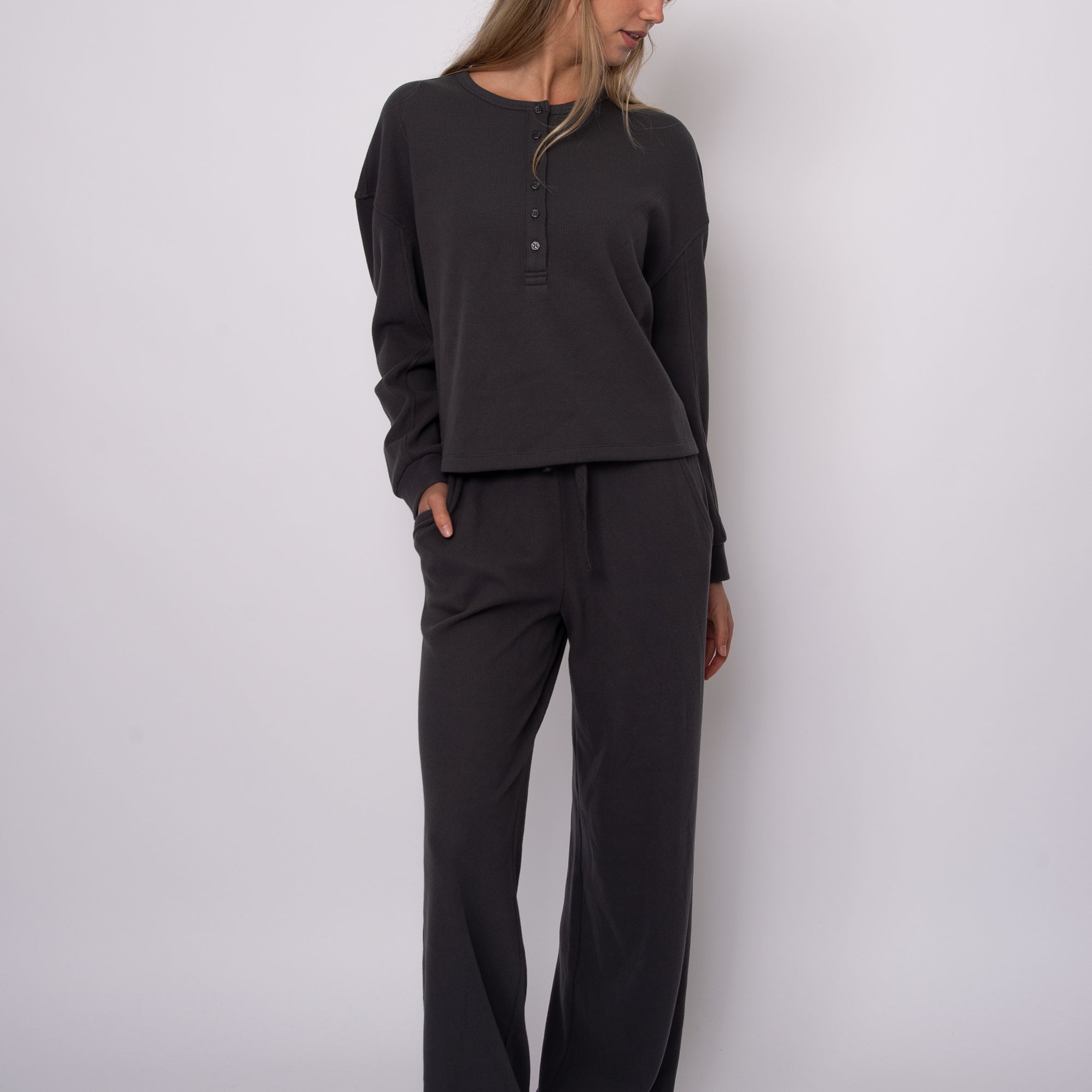 PHILO COZY WAFFLE DRAWSTRING PULL ON WIDE LEG PANT - COAL
