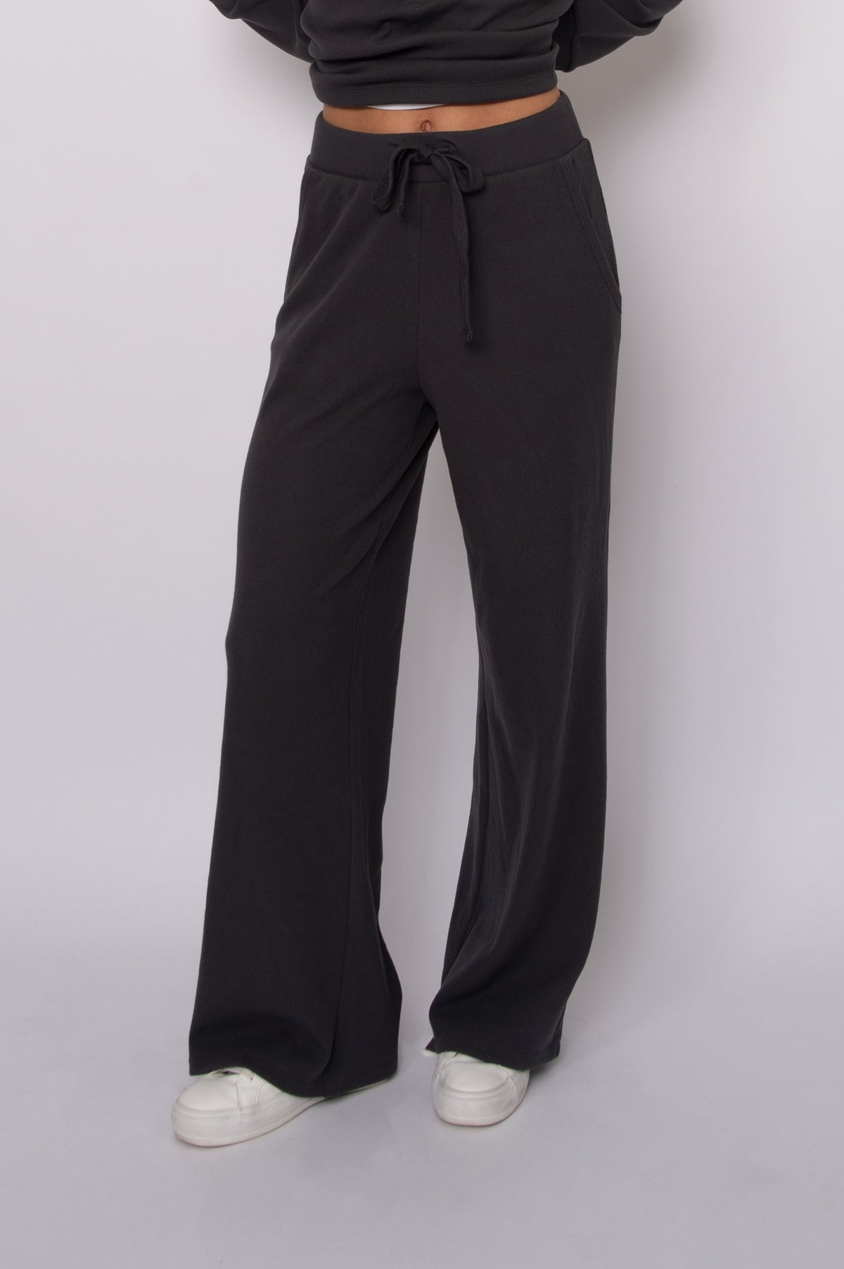 PHILO COZY WAFFLE DRAWSTRING PULL ON WIDE LEG PANT - COAL