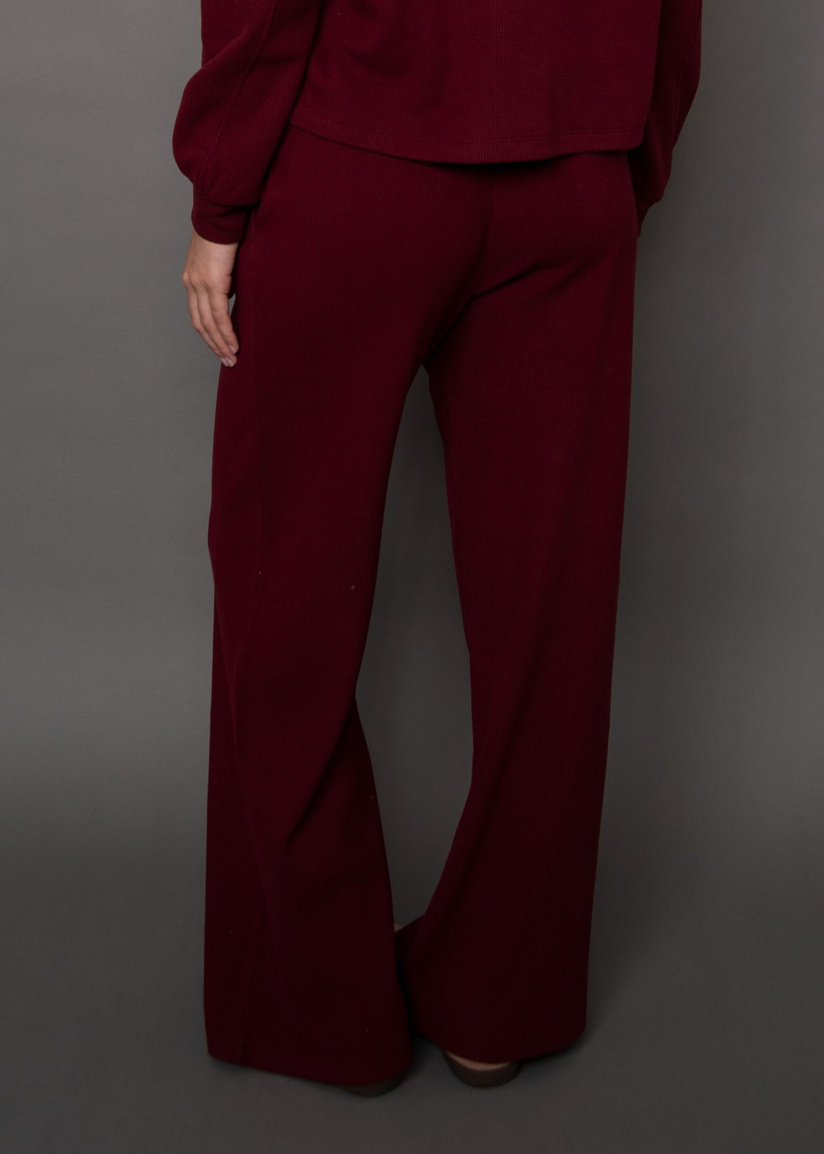 PHILO COZY WAFFLE DRAWSTRING PULL ON WIDE LEG PANT - DEEP RED
