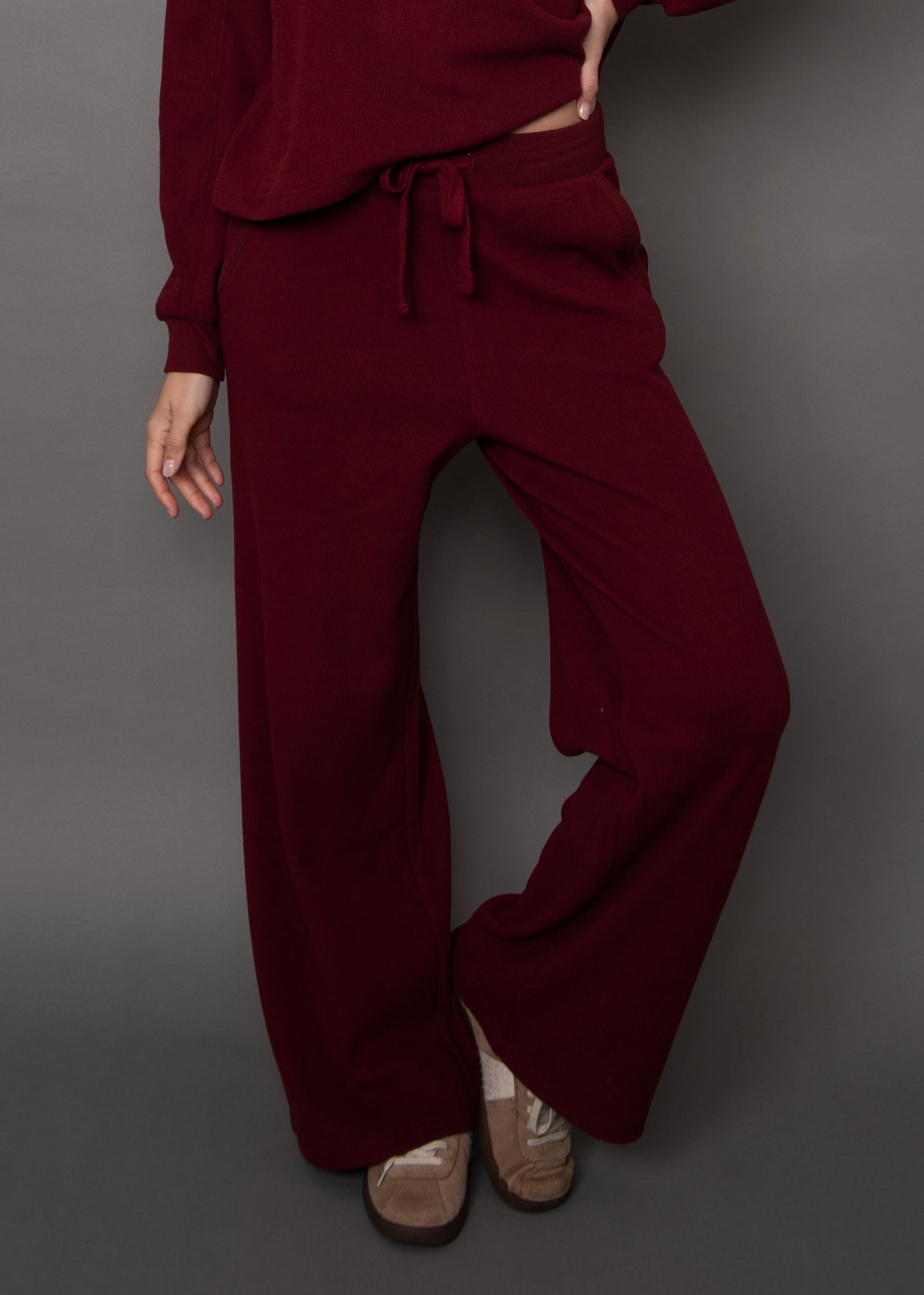 PHILO COZY WAFFLE DRAWSTRING PULL ON WIDE LEG PANT - DEEP RED