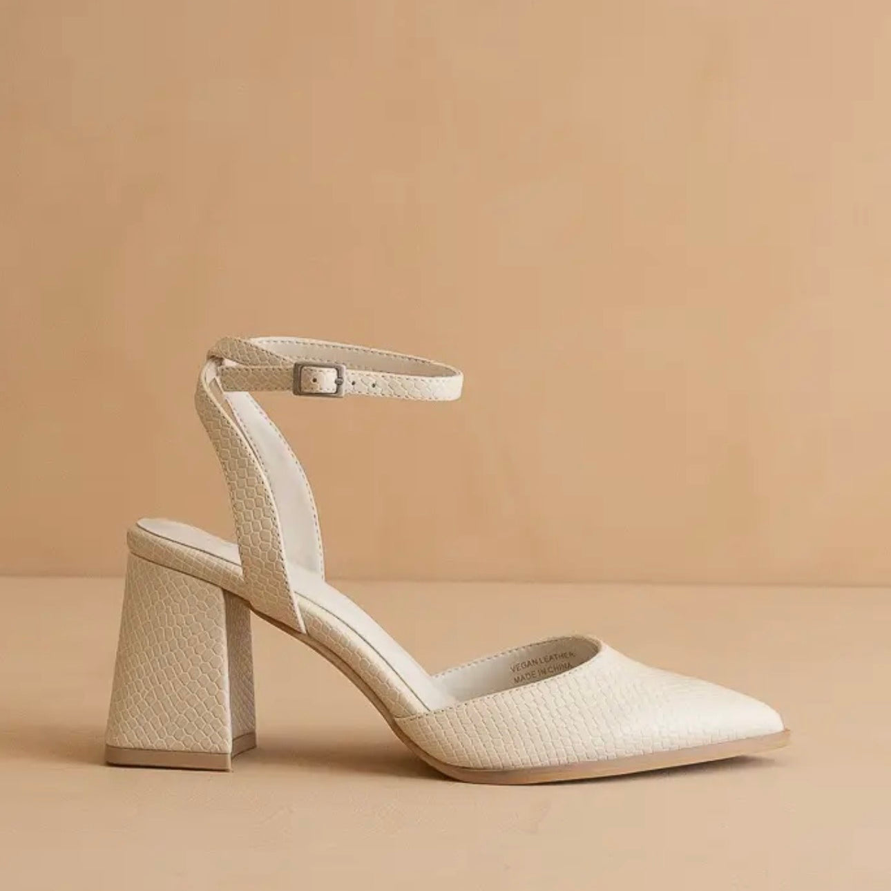 THE PRINCESS HEELS - WHITE
