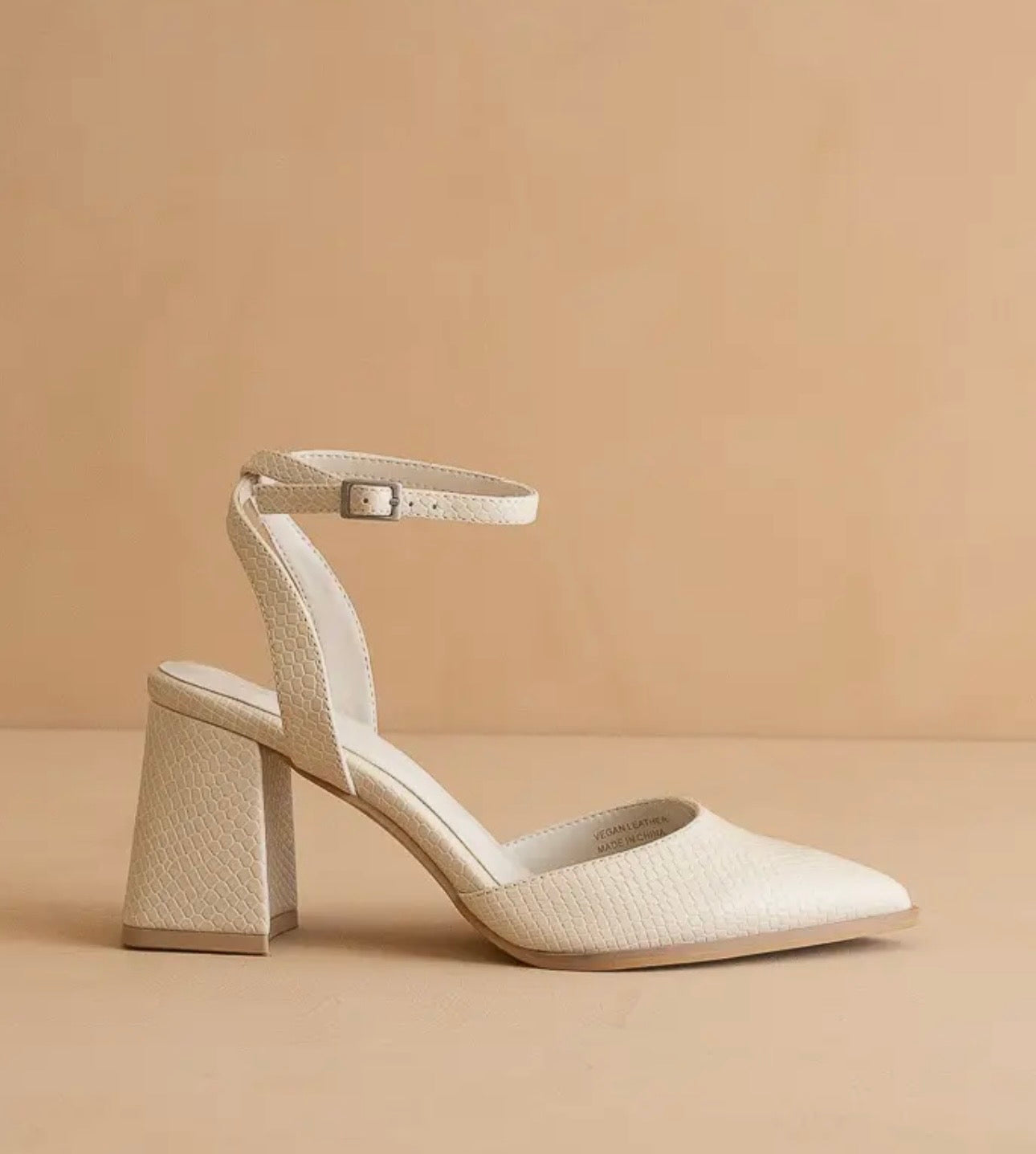 THE PRINCESS HEELS - WHITE
