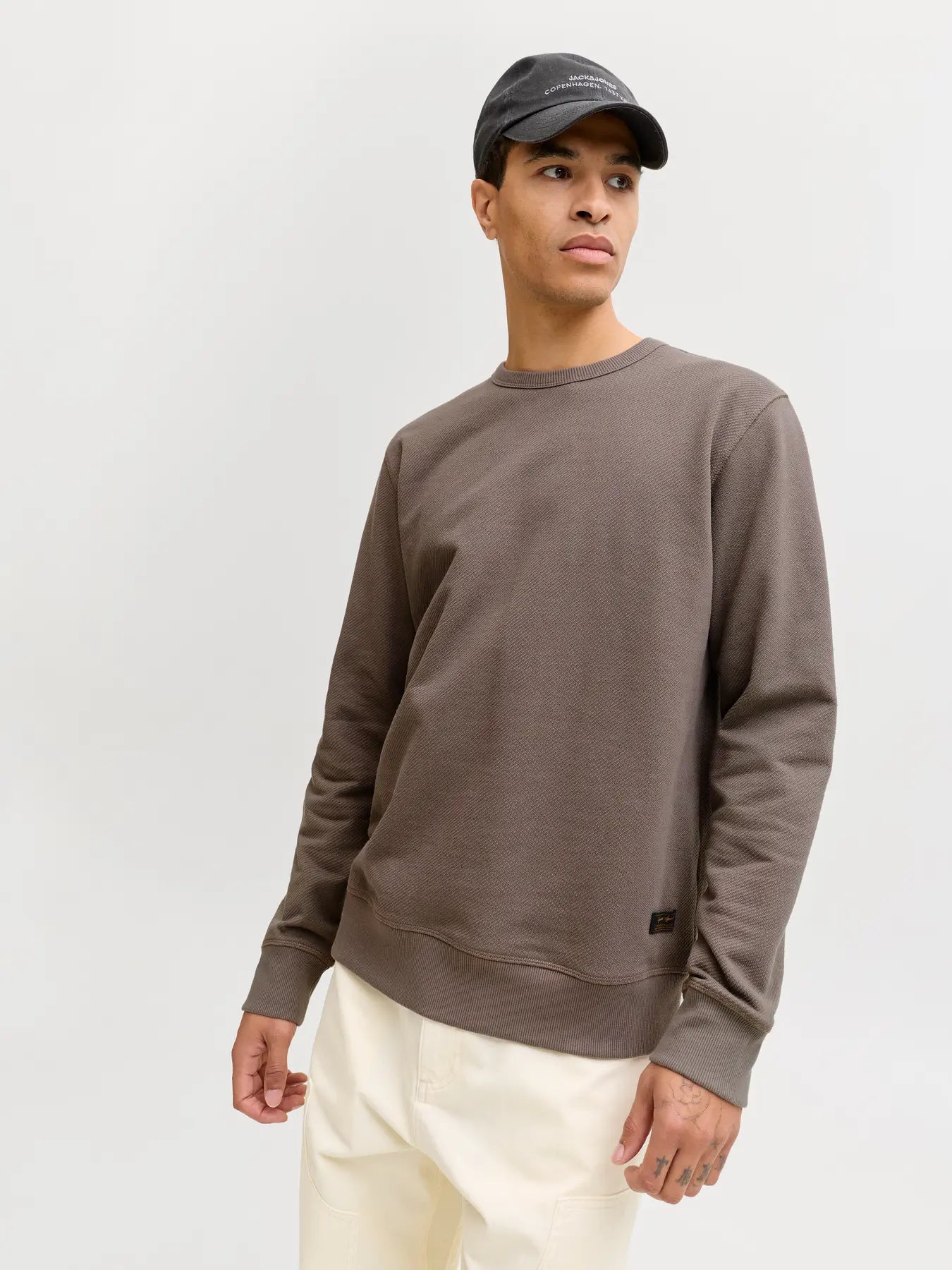 JJ DOVER CLASSIC SWEATSHIRT - FALCON
