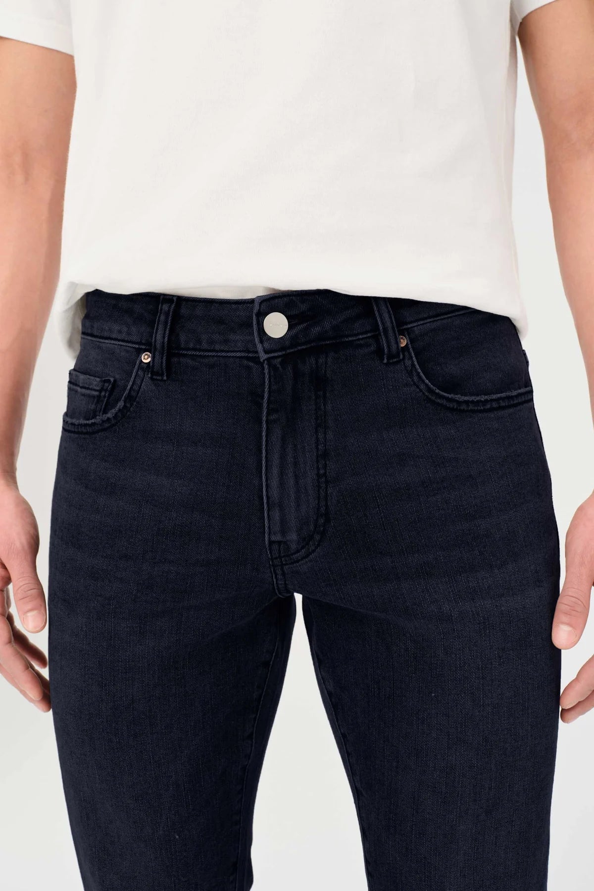 WARP + WEFT AMS SLIM FIT JEANS - DEPTHS