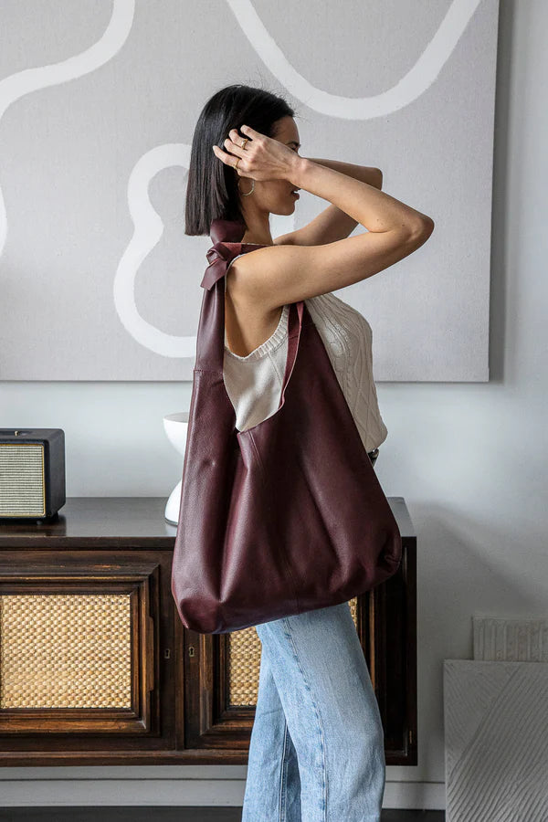 RISA KNOT TOTE BAG - BURGANDY LEATHER