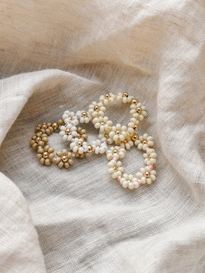 OAK + EVE DAISY CHAIN RING - MULTI