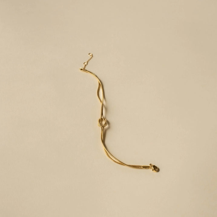KENDRA KNOT BRACELET - GOLD
