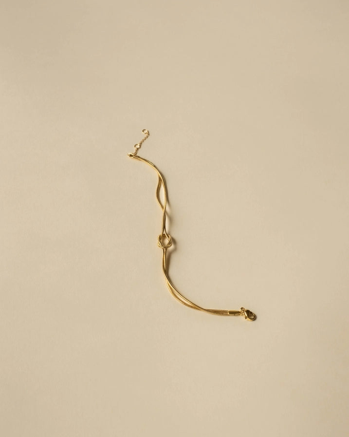 KENDRA KNOT BRACELET - GOLD