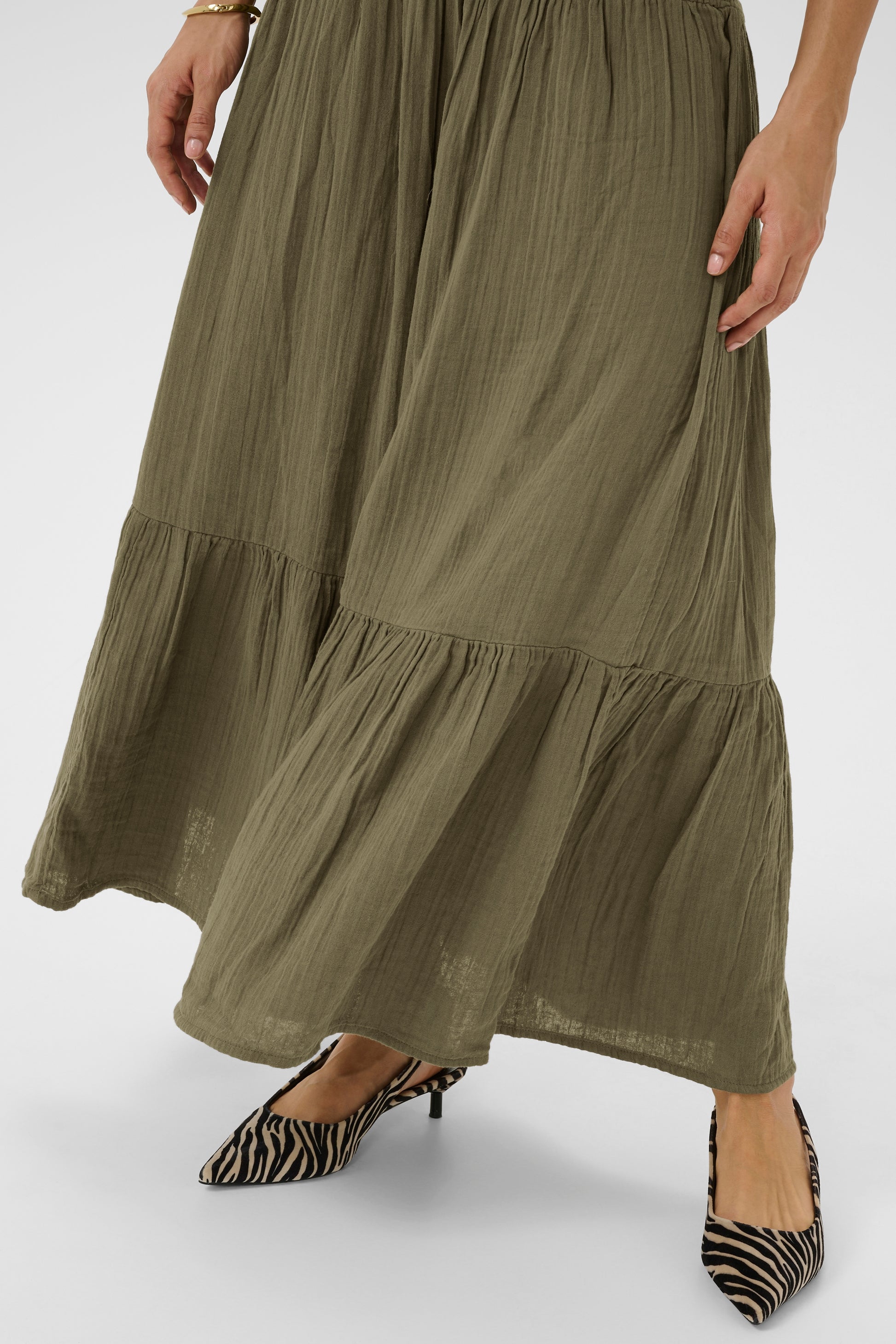 CULTURE ELLIS 2 IN 1 SKIRT - DUSKY GREEN