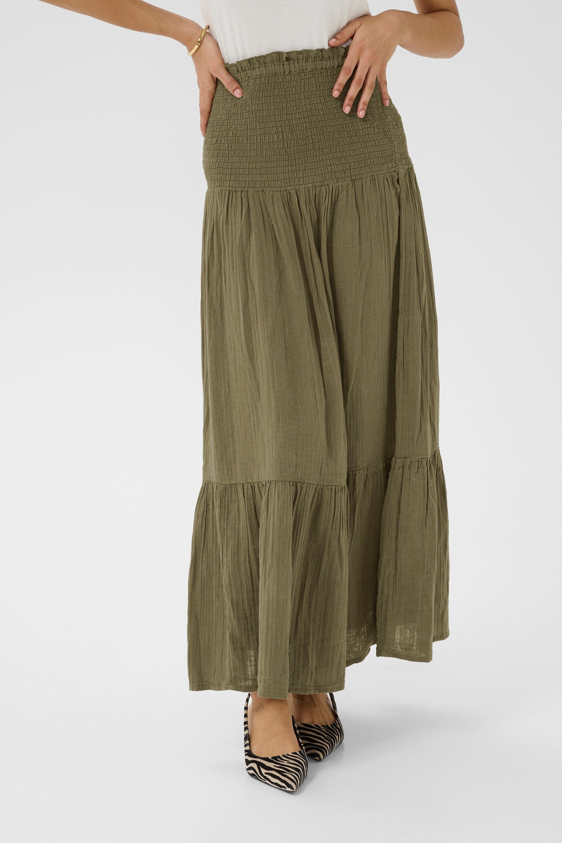 CULTURE ELLIS 2 IN 1 SKIRT - DUSKY GREEN