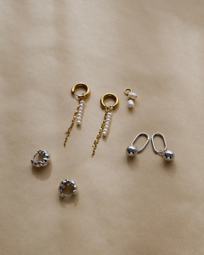 LILY HOOP PEARL DANGLES - GOLD