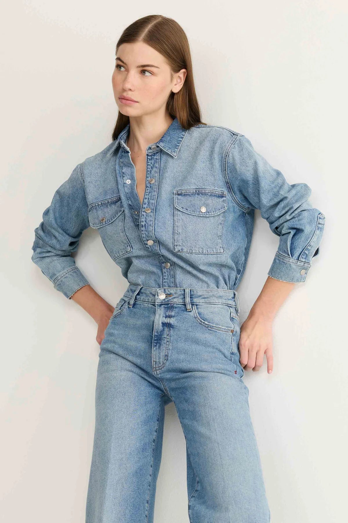 WARP + WEFT DENIM SHIRT - MEDIUM WASH