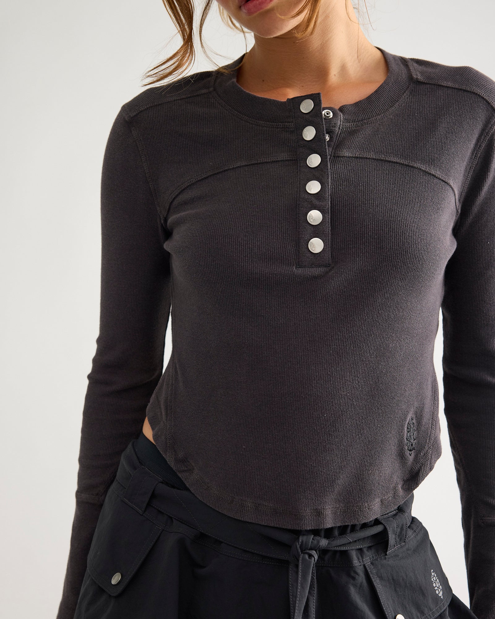 FREE PEOPLE COOL DOWN CREW LONG SLEEVE - BLACK