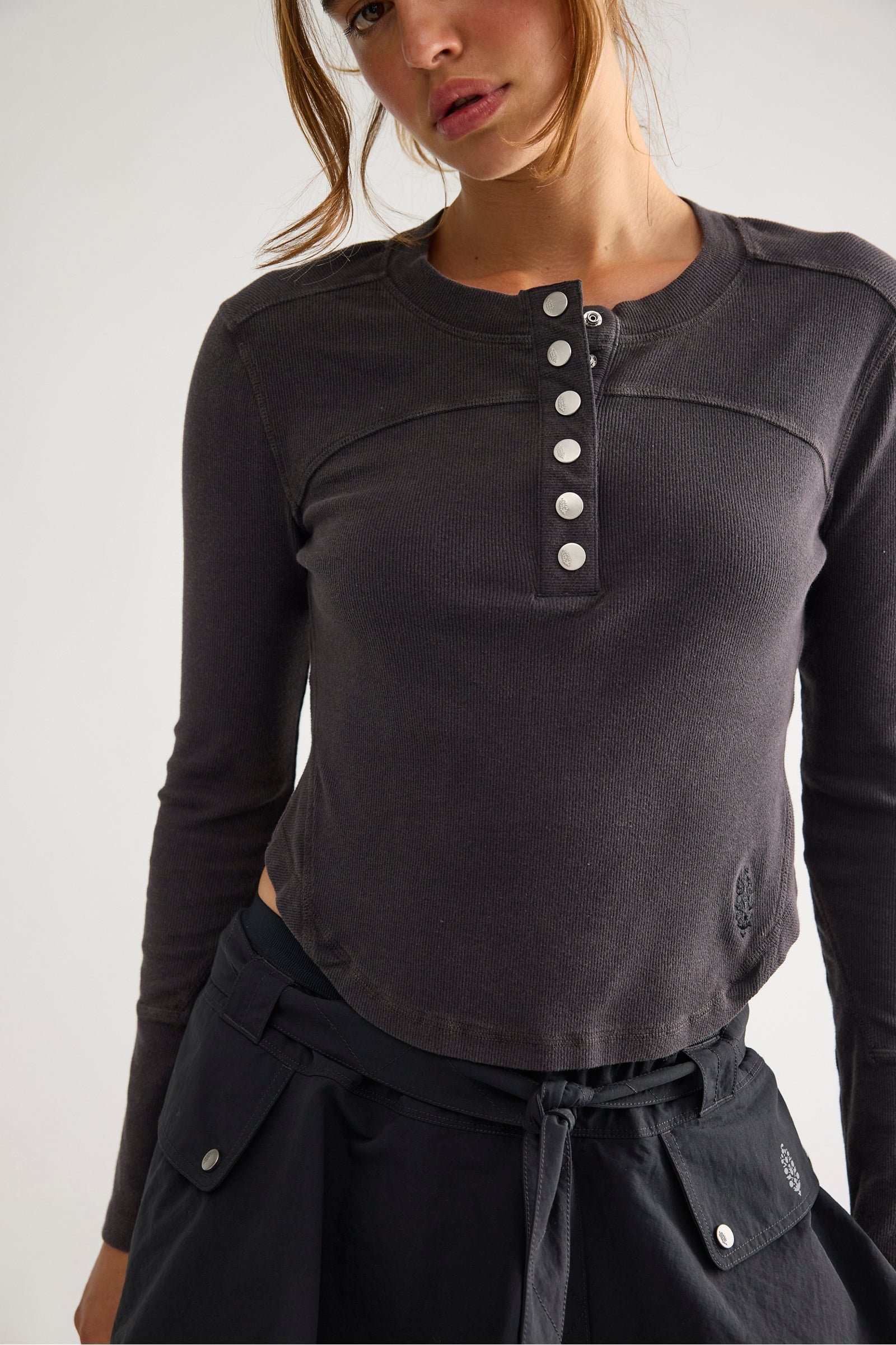 FREE PEOPLE COOL DOWN CREW LONG SLEEVE - BLACK