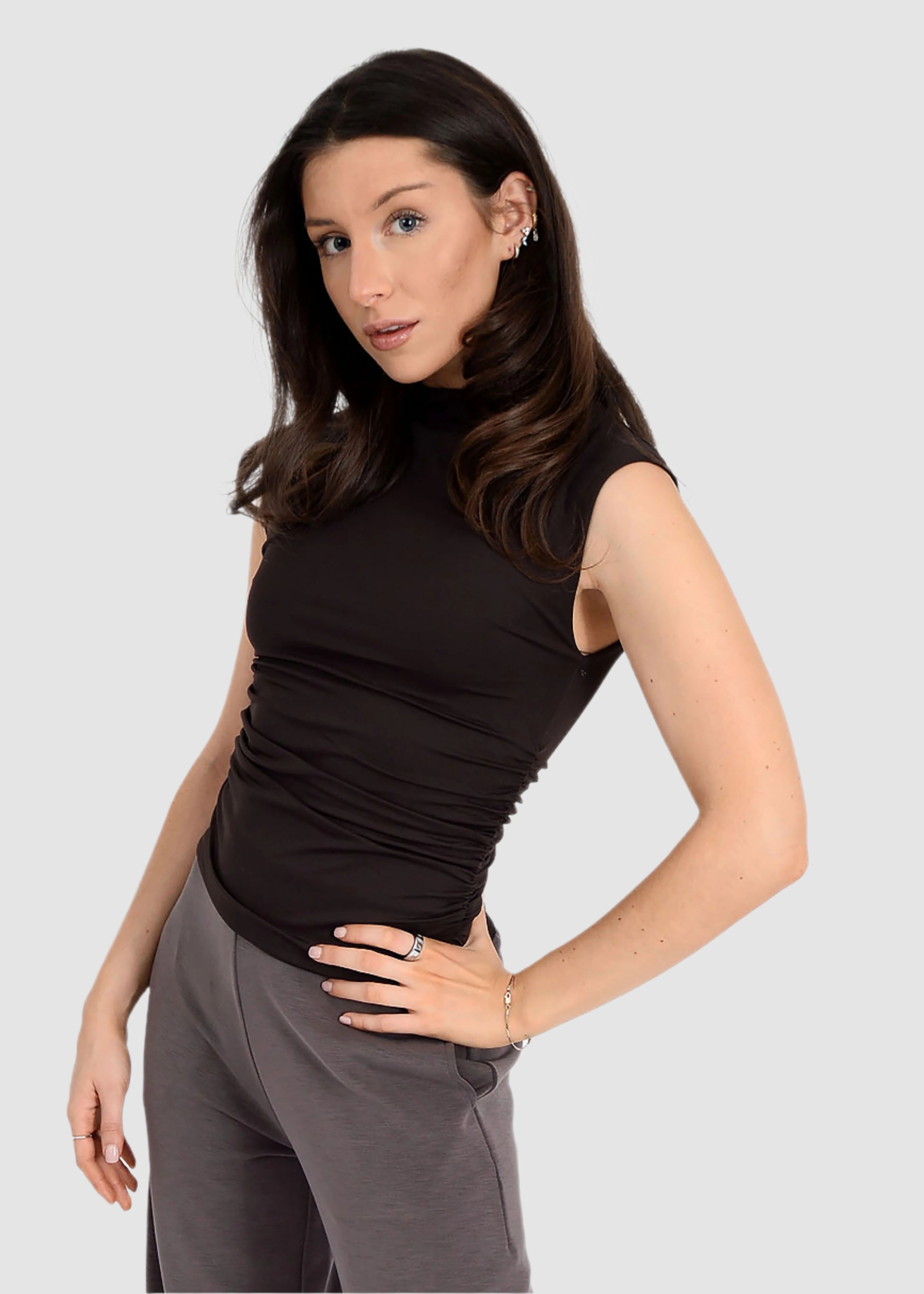 YVE EXTENDED SLEEVE FUNNEL NECK TANK - DARK WALNUT