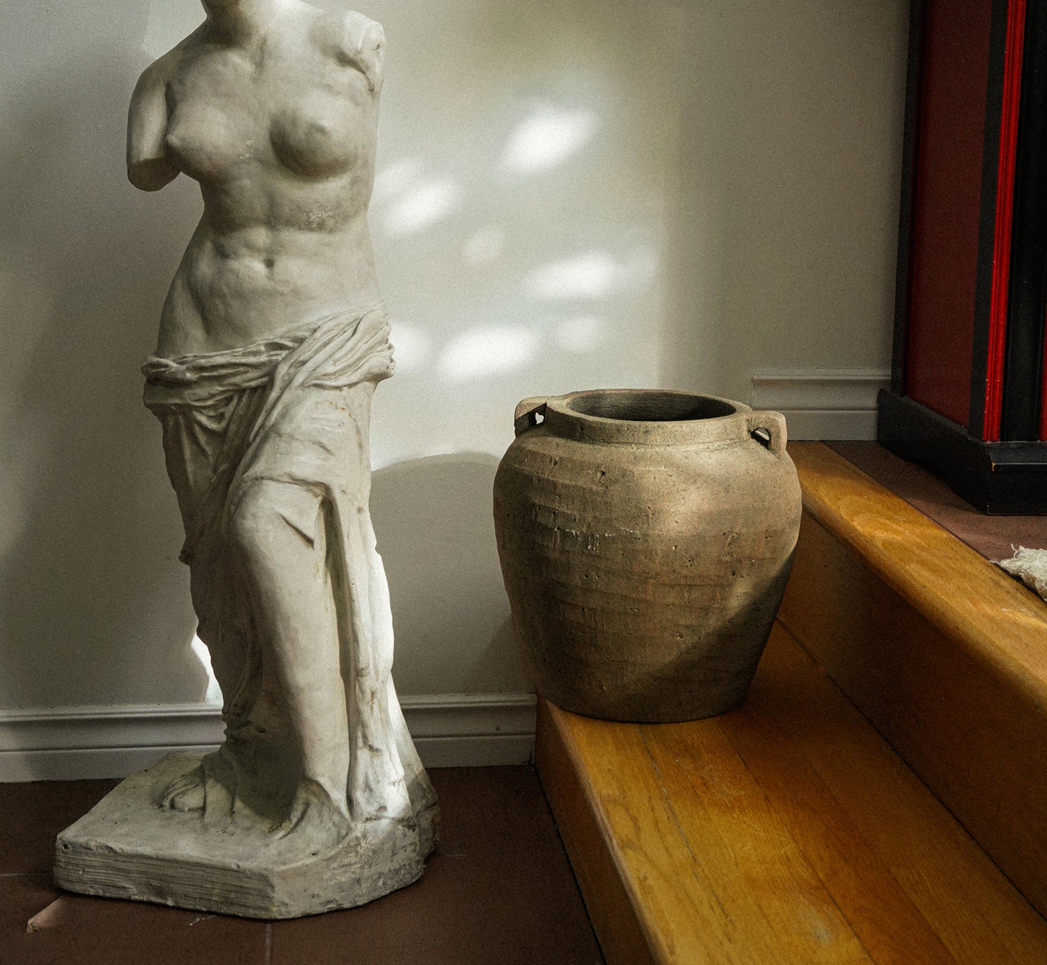 EARTHEN AMPHORA VASE