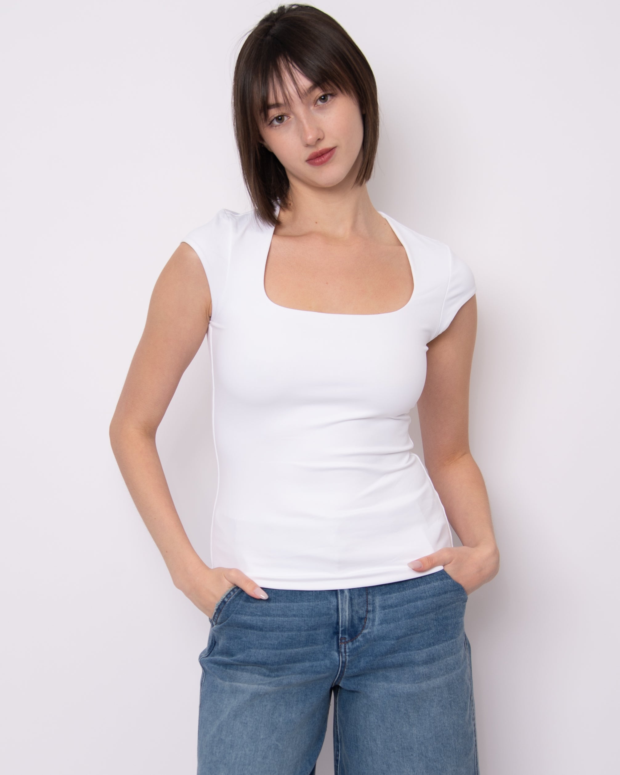 TIARA CAP SLEEVE TOP - WHITE