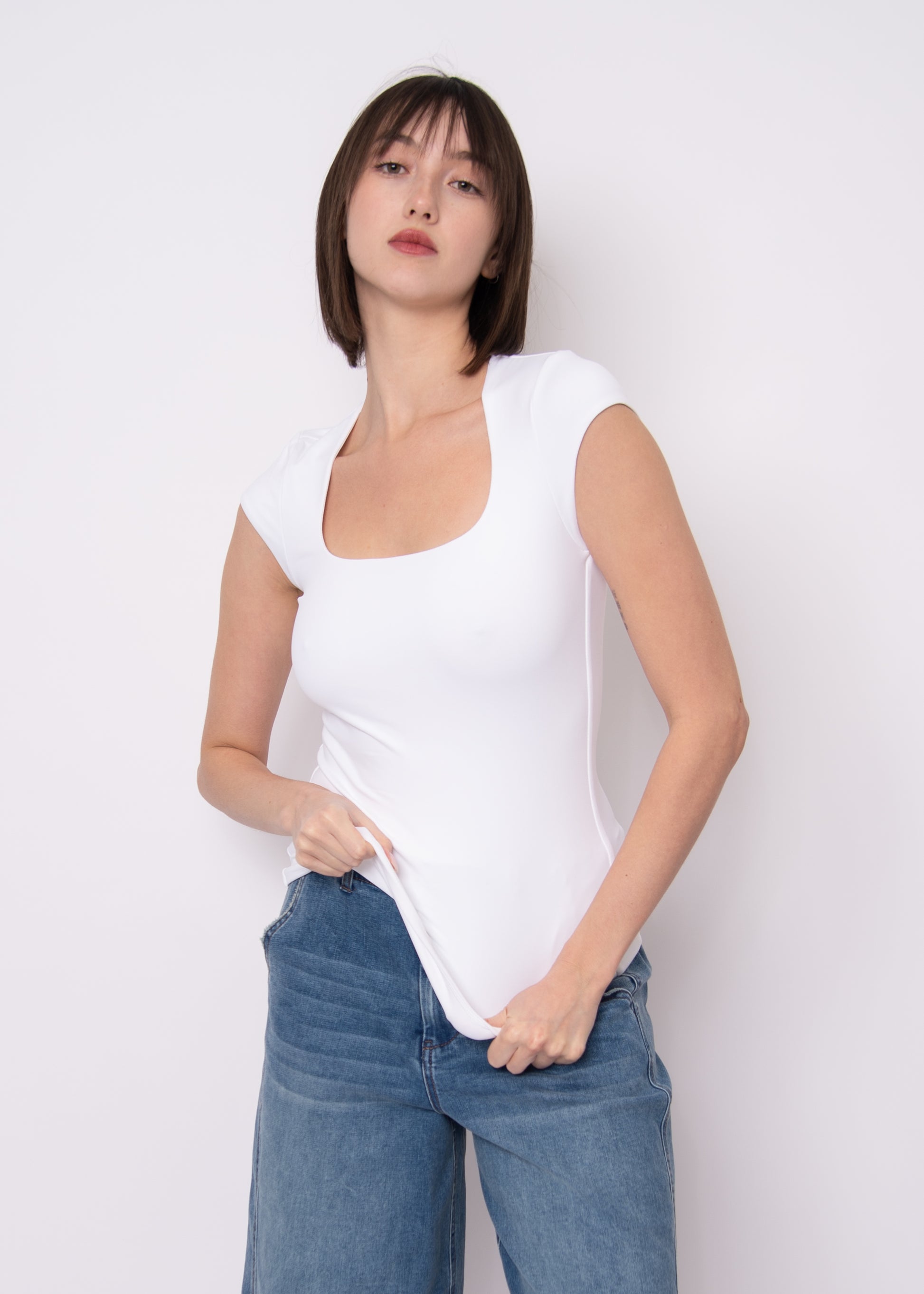 TIARA CAP SLEEVE TOP - WHITE