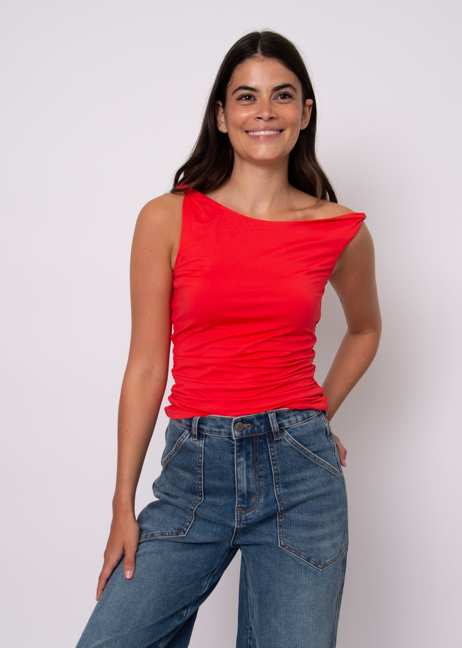 CHARLOTTE RUCHED TOP - CHERRY