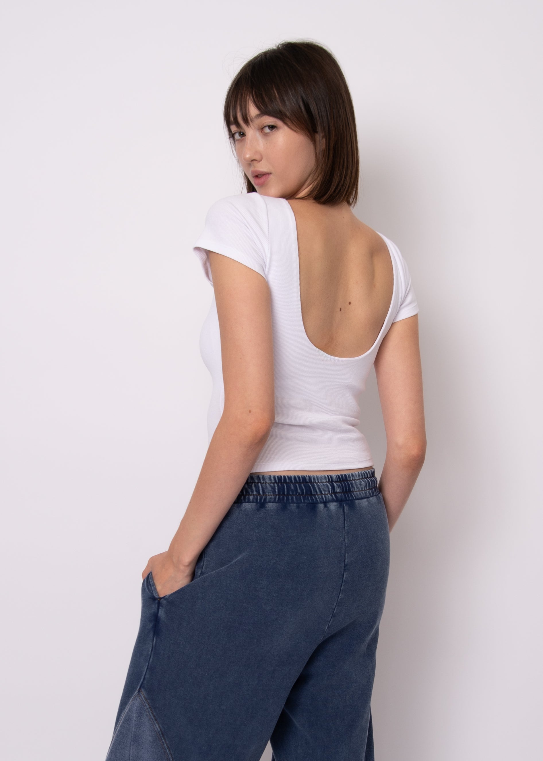 COTTON CORE BRIDA RIBBED LOW BACK TEE - WHITE