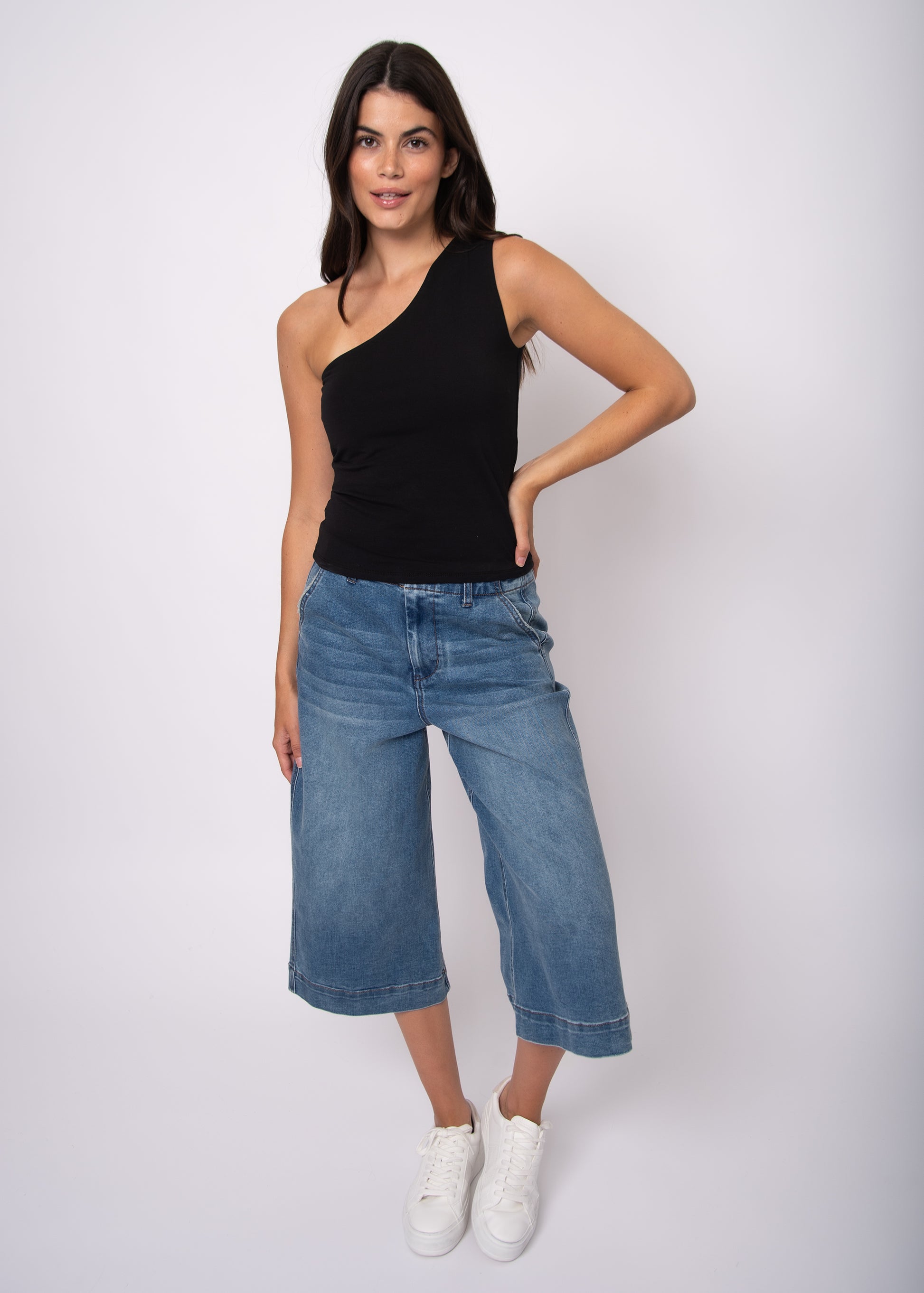 COTTON CORE SUNNY ONE SHOULDER TOP - BLACK