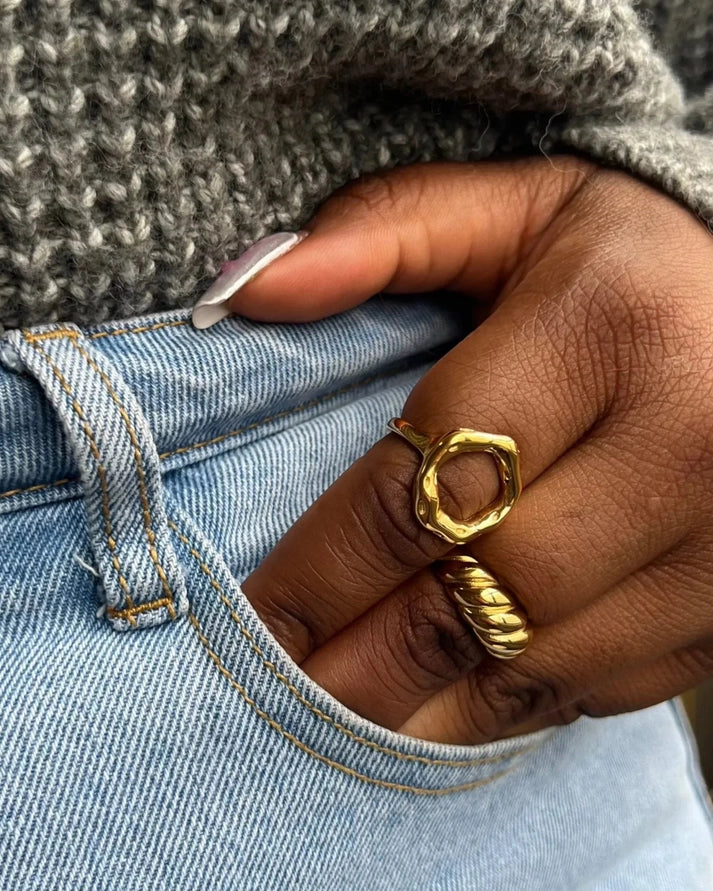 SUNNY SUNDAY BLOSSOM RING - GOLD