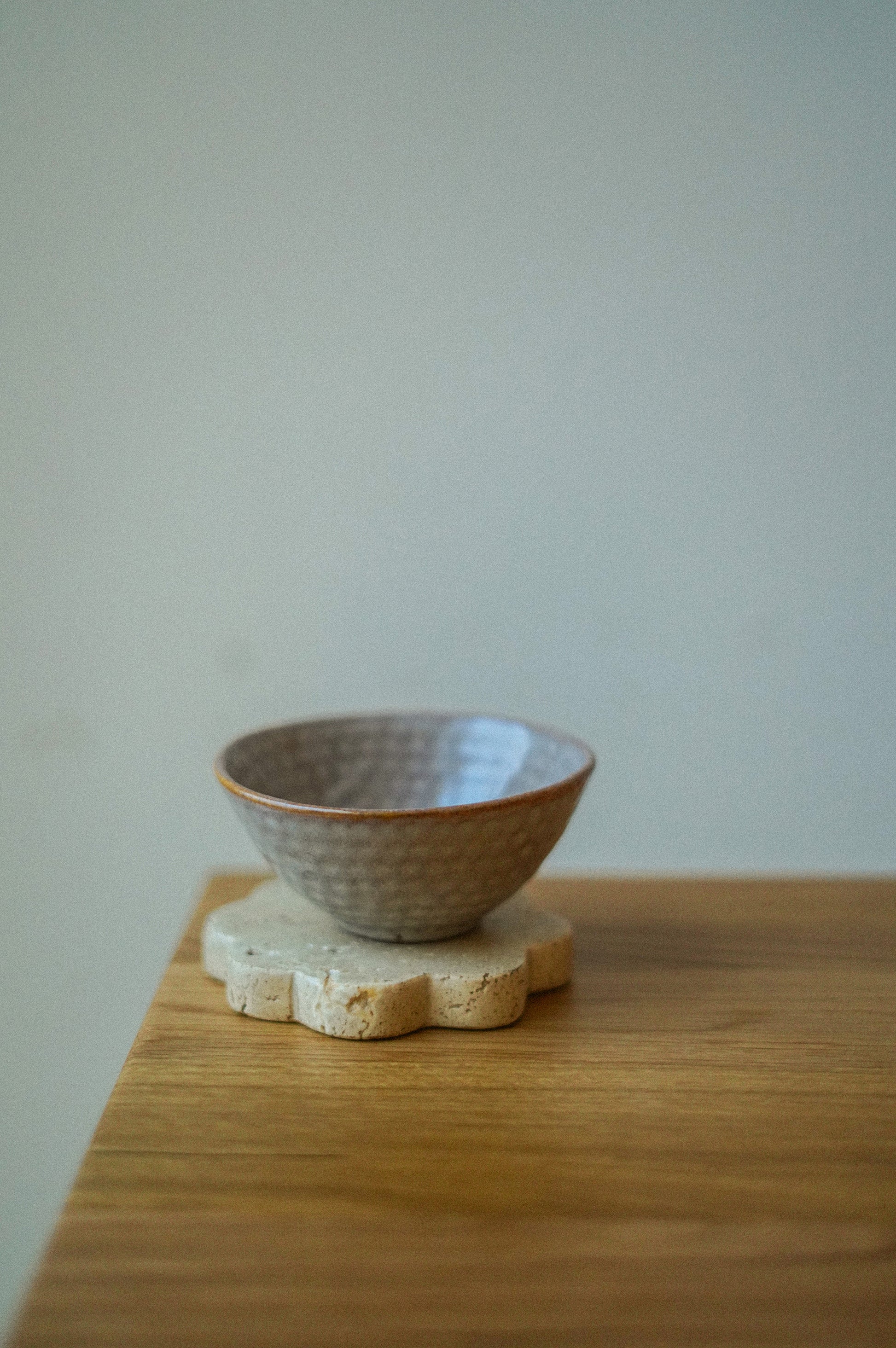 TRAVERTINE SCALLOP COASTERS S/4