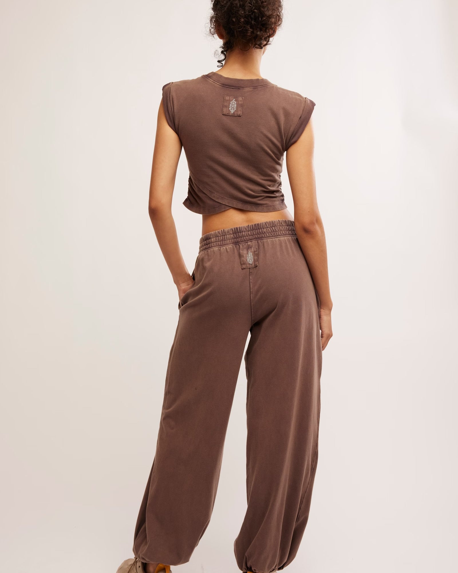 FREE PEOPLE HOT SHOT CROSSOVER SET - CHOCOLATE