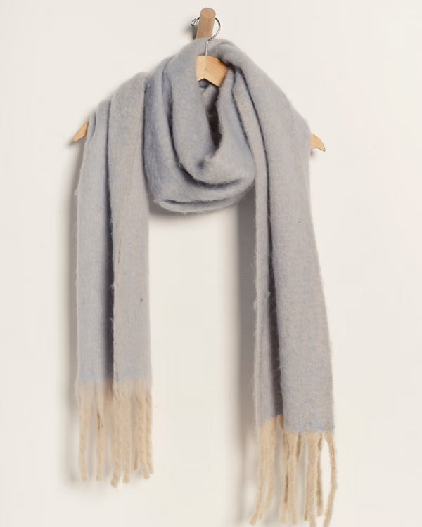 FREE PEOPLE WINTER CHILLS BLANKET SCARF - BLUE