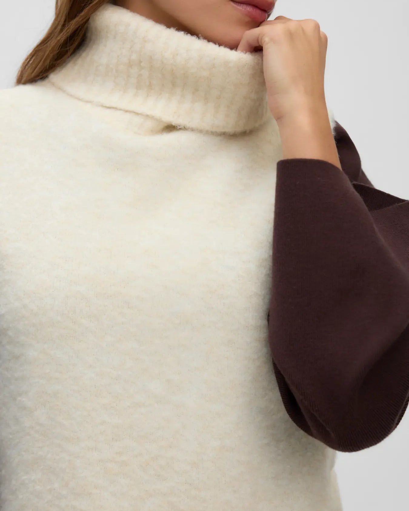 VM EVERLEE ROLLNECK VEST - BIRCH