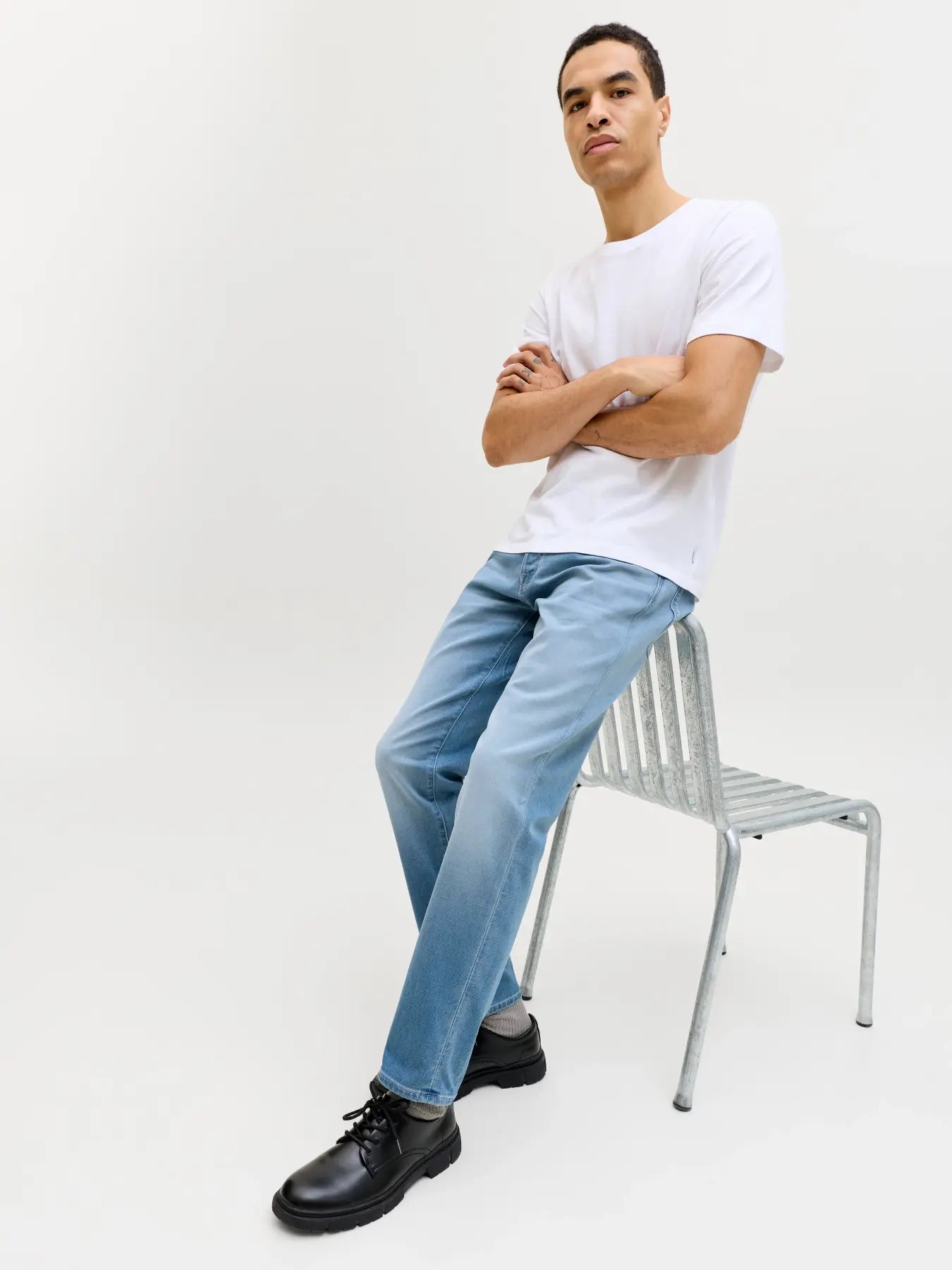 JJ MIKE 422 TAPERED FIT JEANS - BLUE DENIM