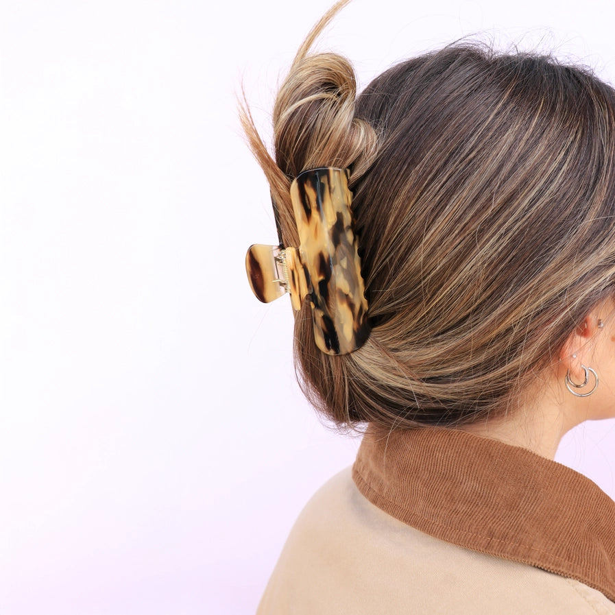 DALILA CLAW CLIP - BROWN MIX