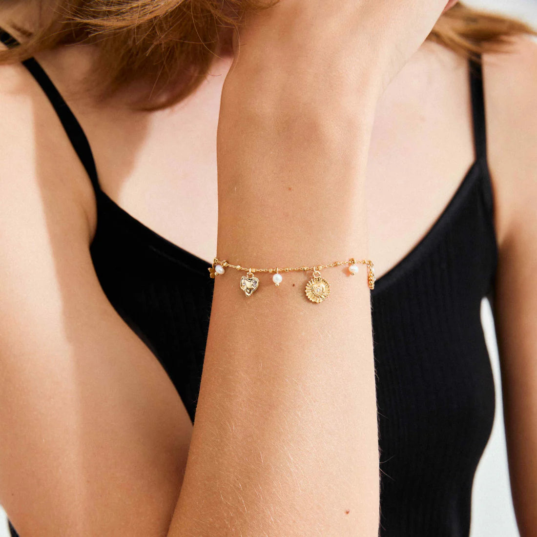 PILGRIM MYLAN CRYSTAL CHARMS BRACELET - GOLD
