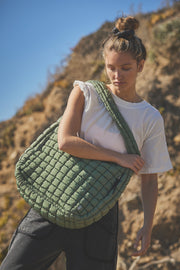 FREE PEOPLE MOVEMENT QUILTED CARR BAG - WASHED SAGE