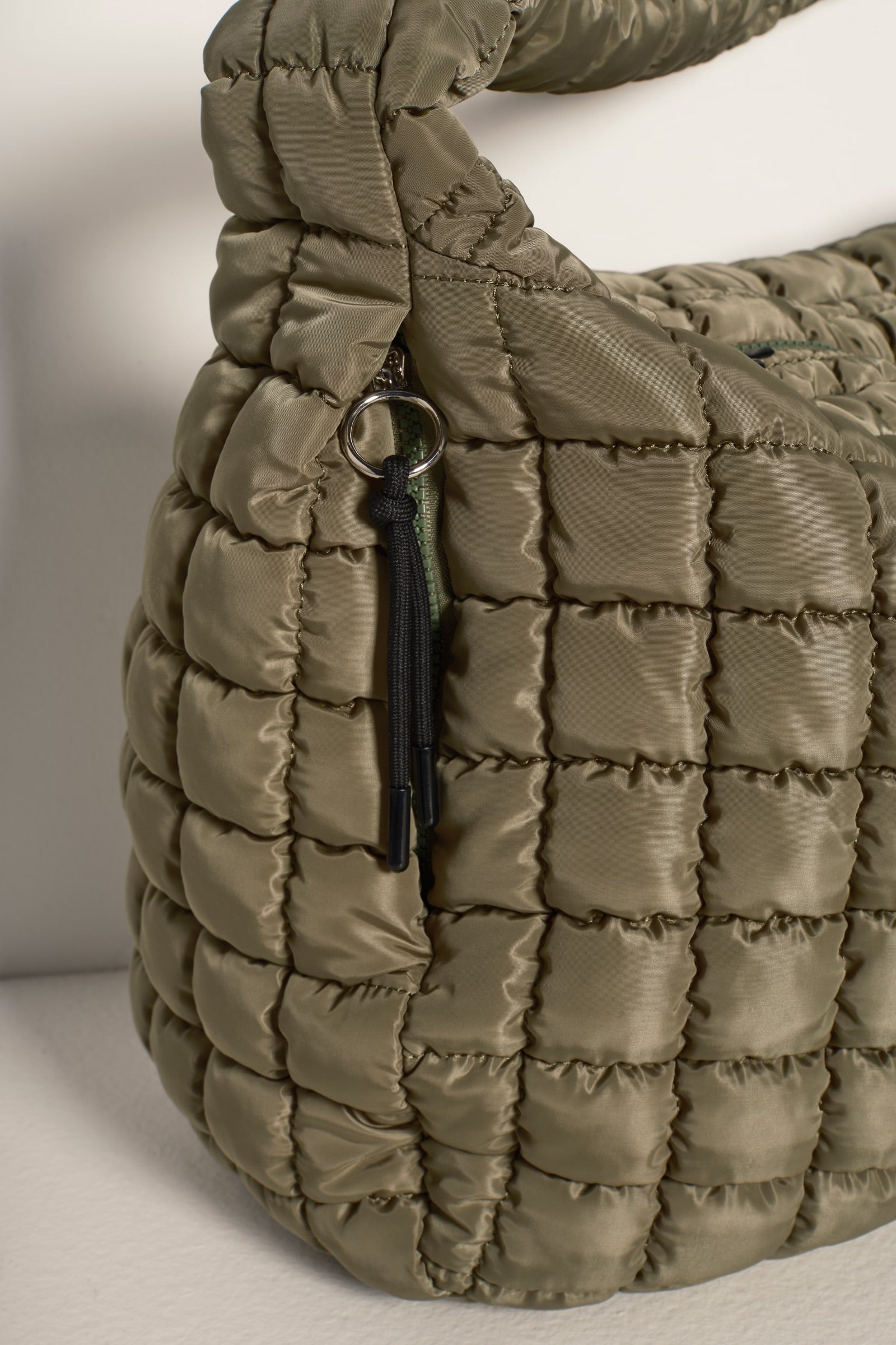 FREE PEOPLE CARR QUILTED BAG - SEARGRASS