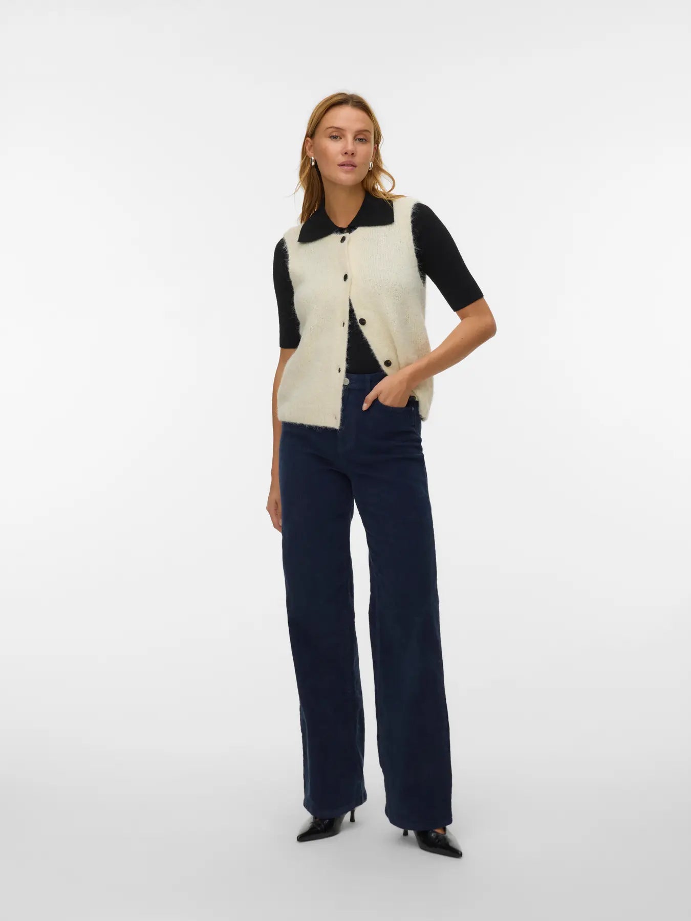 VM NOVAH O NECK BUTTON VEST - BIRCH