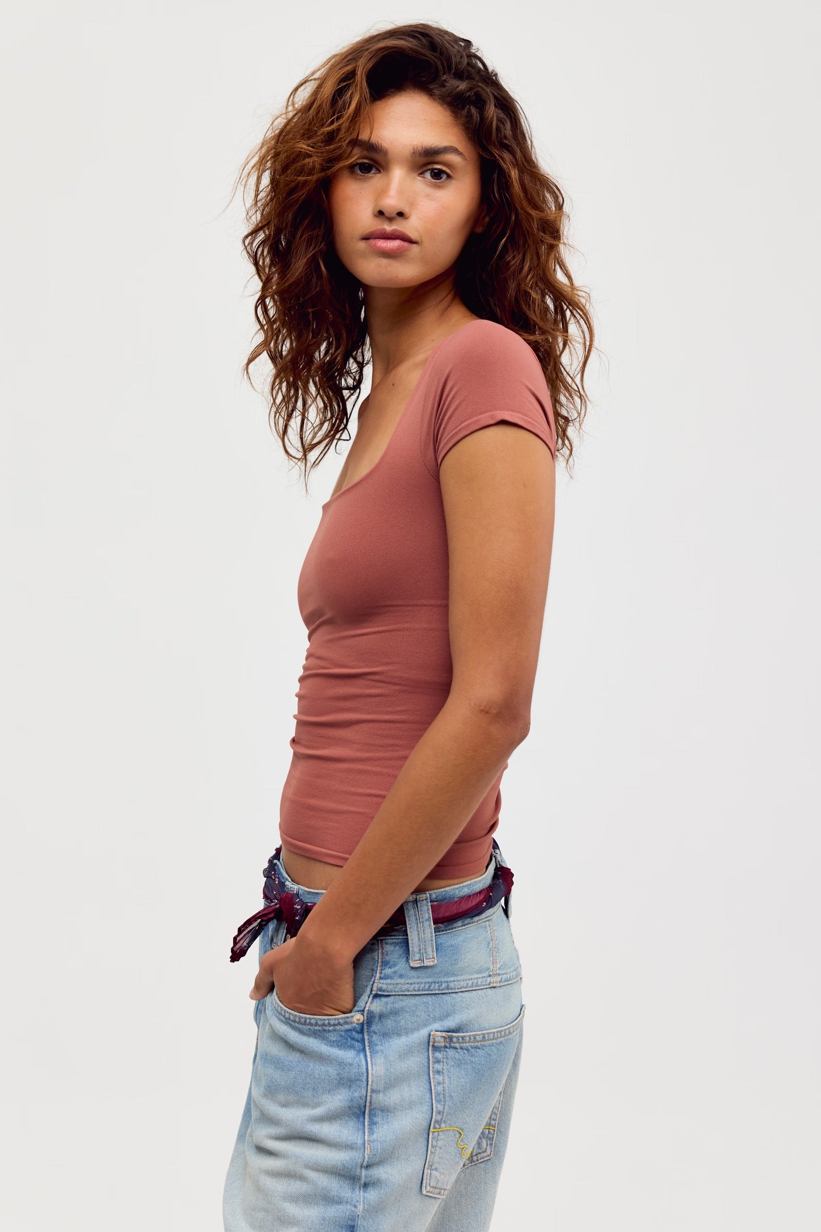 FREE PEOPLE CLEAN SUNFADE LINES BABY TEE - CEDAR WOOD