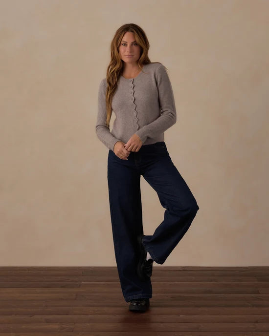 RYLEE + CRU SCALLOP CARDIGAN - DUSTY BLUE