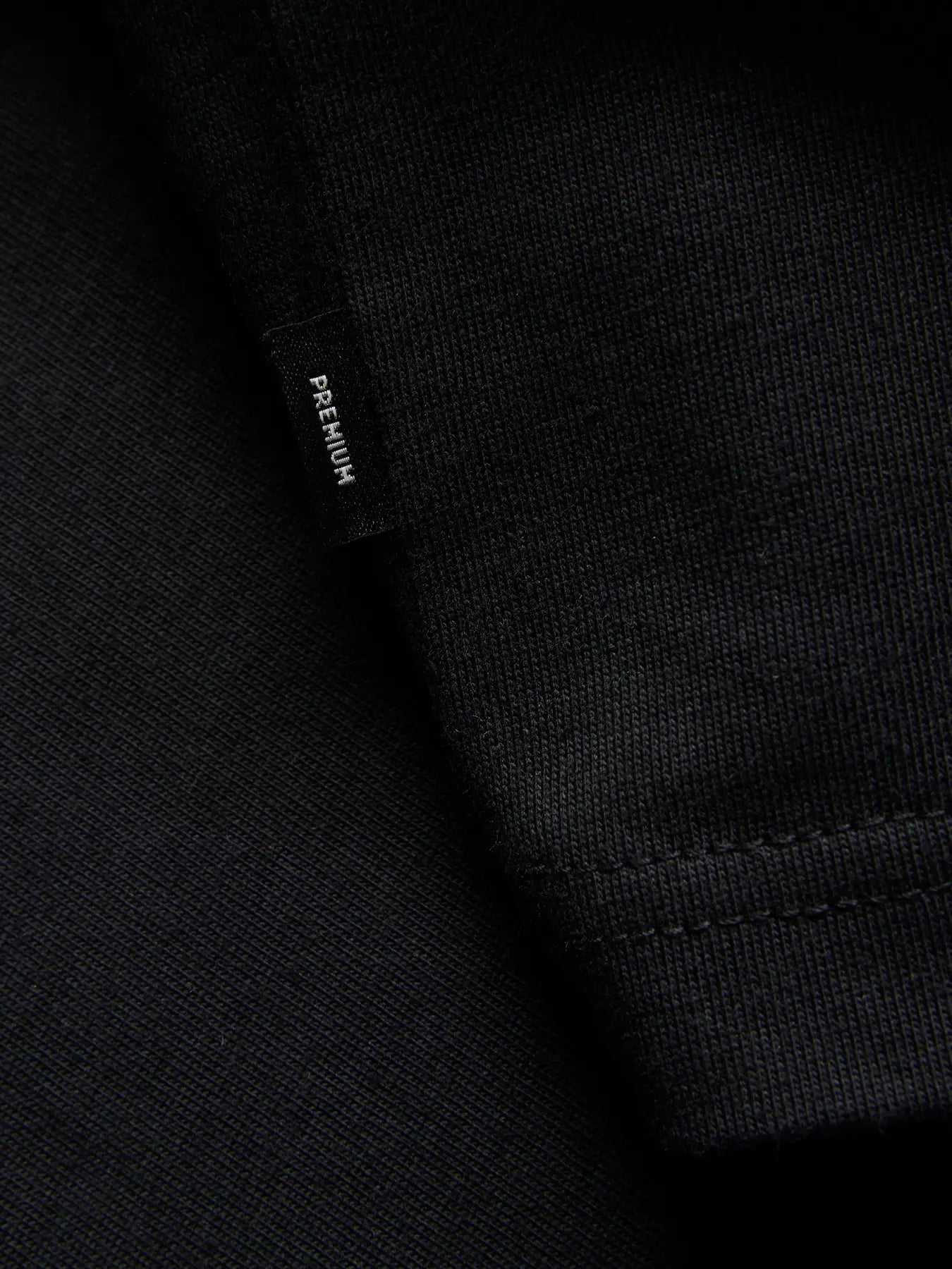 JJ JAYSON SS BRANDED TEE - BLACK BEAUTY