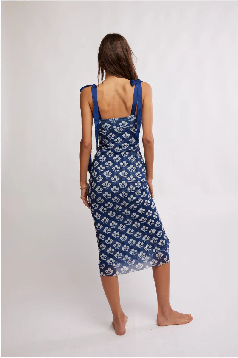FREE PEOPLE PRINTED GOT GLAM SLIP DRESS - NAVY COMBO