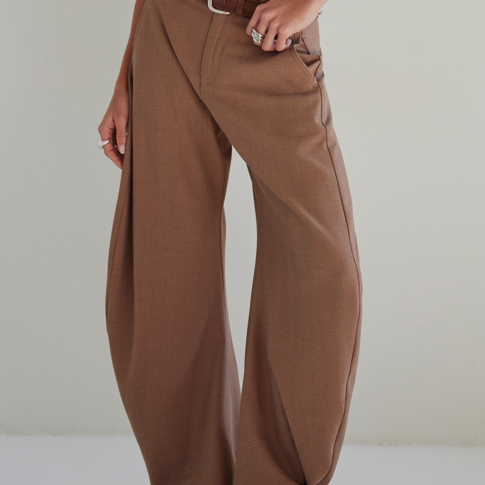 FREE PEOPLE SPOTLIGHT WASHED TROUSER - BROWN