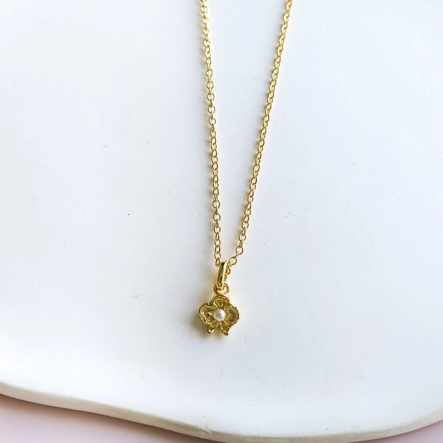 OREVO FLOWER + PEARL NECKLACE - GOLD