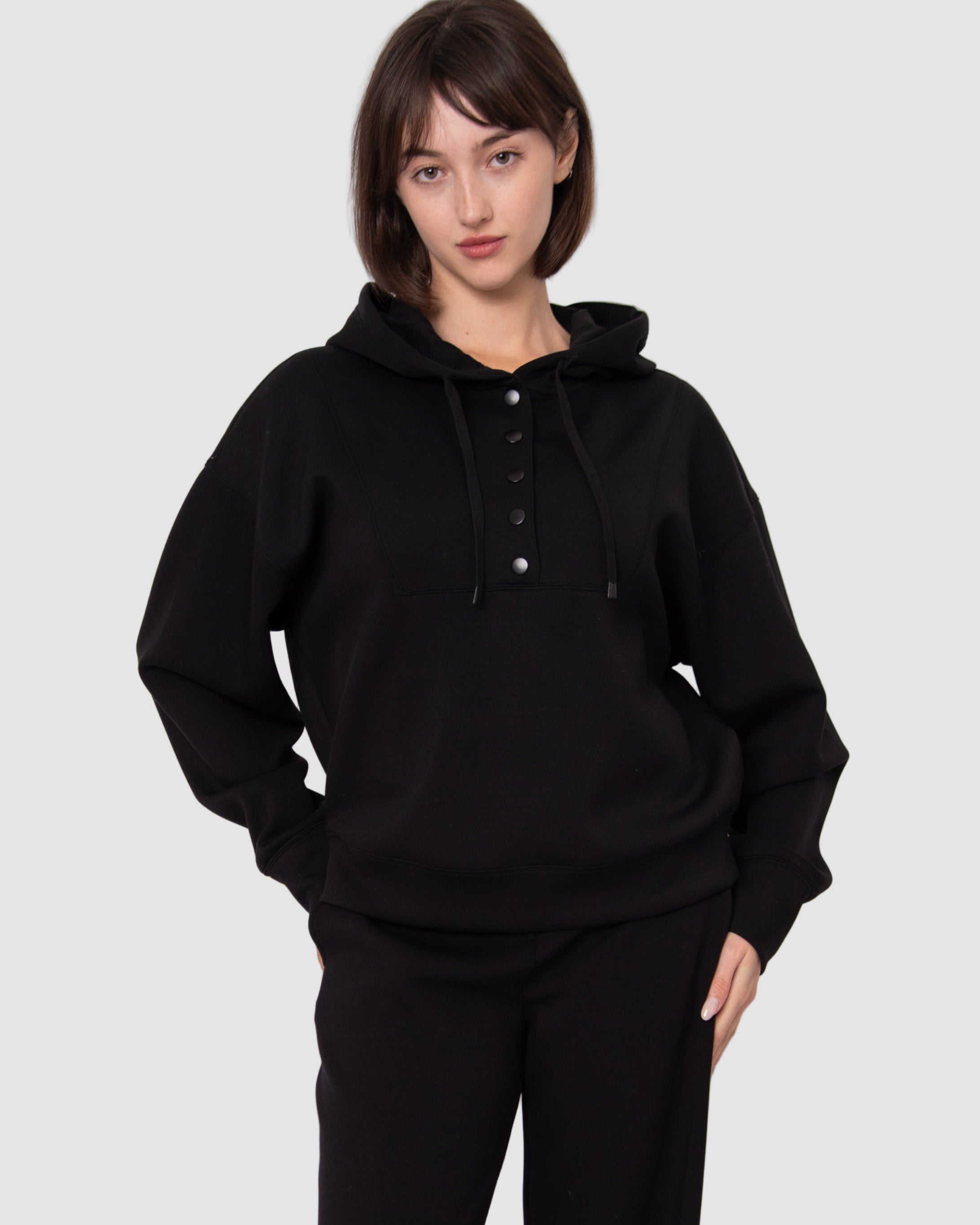 SALLIE SOFT KNIT SNAP FRONT HOODIE - BLACK